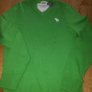 Abercrombie men's v-neck sweater